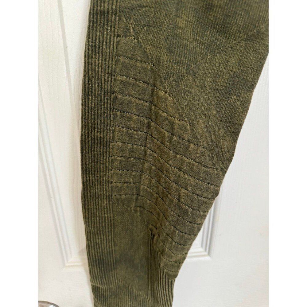 Army green leggings (no size) - Picture 3 of 3